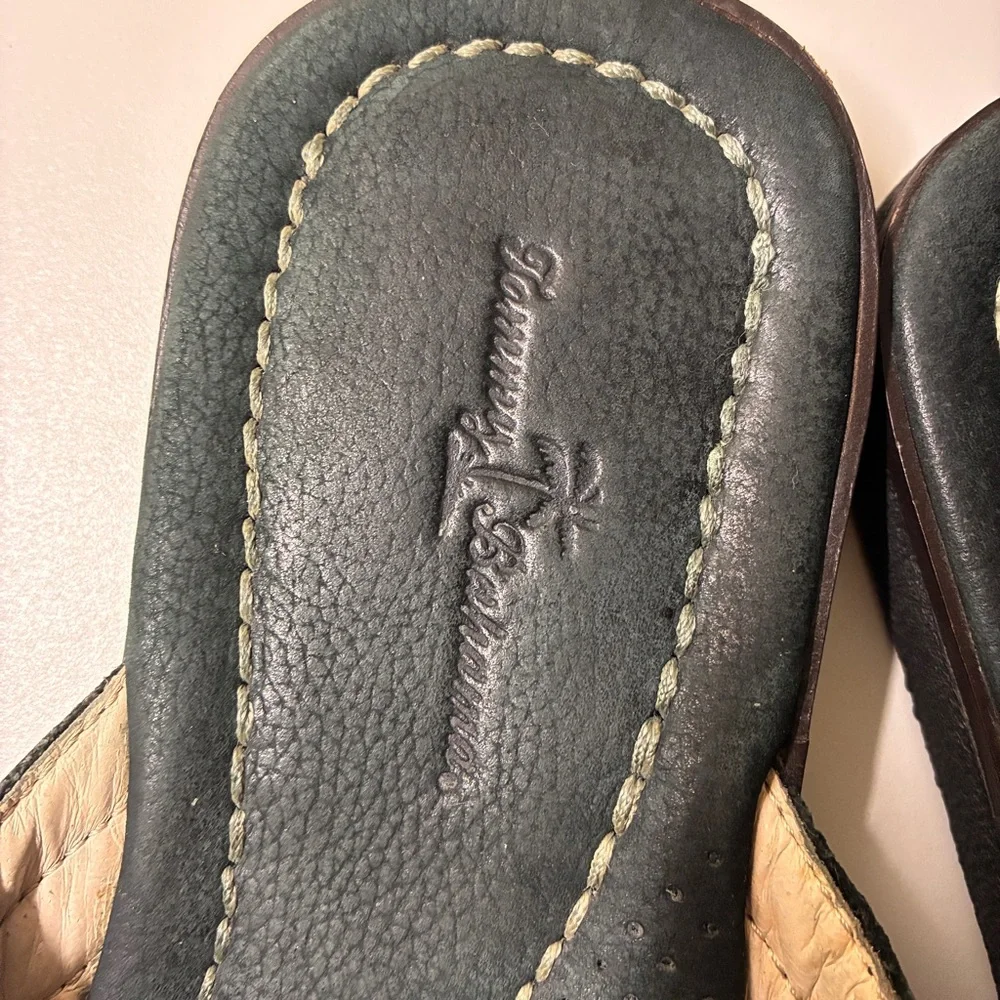 Tommy Bahama Men's Leather Sandals with Brown Accents
